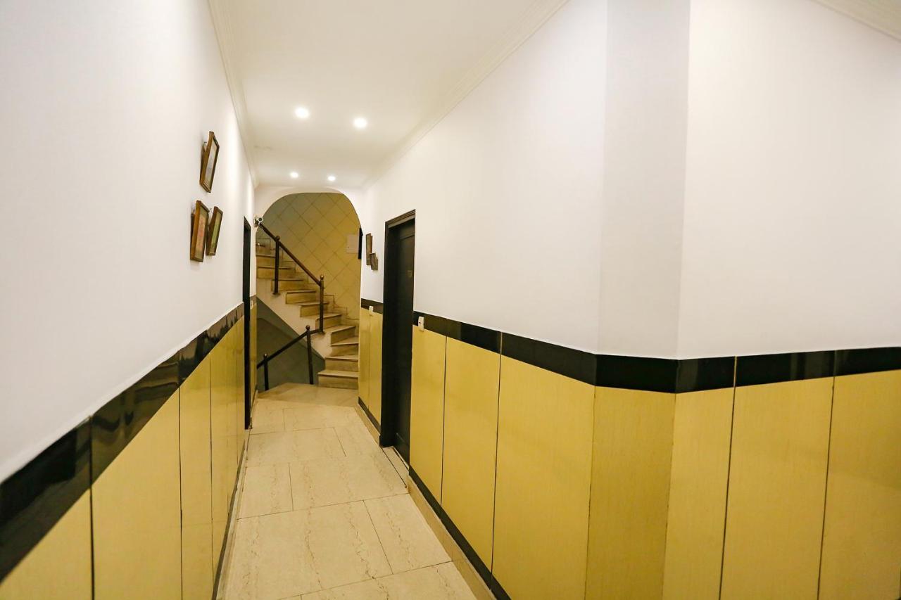 Отель Fabexpress Lloyd House Нью-Дели Экстерьер фото